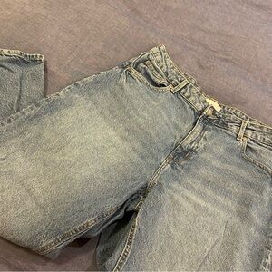 H&M Mom Slim-Fit High-Waist Ankle Jeans | Size 14